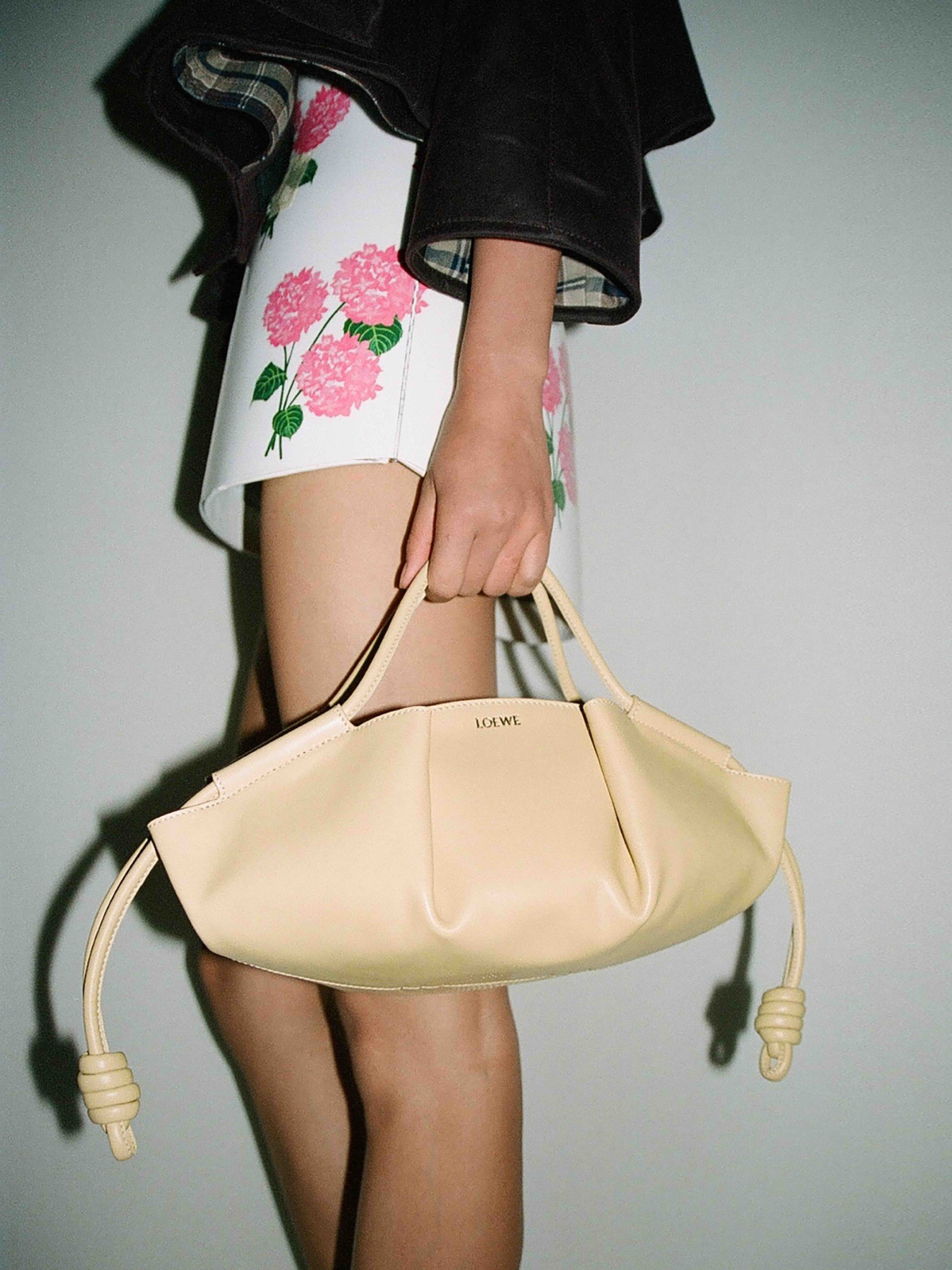 夏‼️LOEWEのルームウェア再々値下げ 夏‼️LOEWEのルームウェア再々値下げ ロエベ公式オンライン